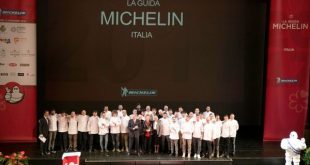 Guida Michelin 2018, lo chef Carlo Cracco perde la seconda stella